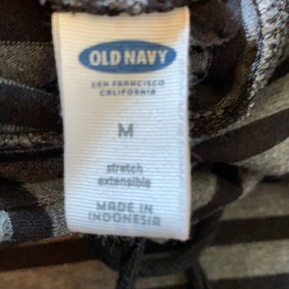 Old Navy medium hoodie - Picture 6 of 8
